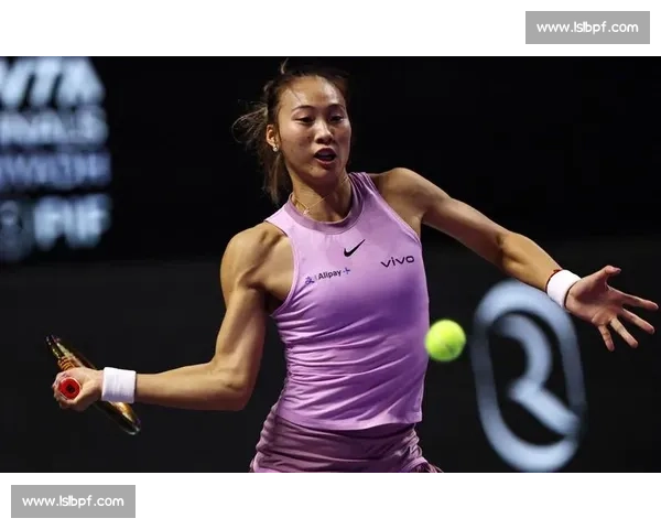 郑钦文创历史新高稳居前五,中国金花闪耀 WTA!